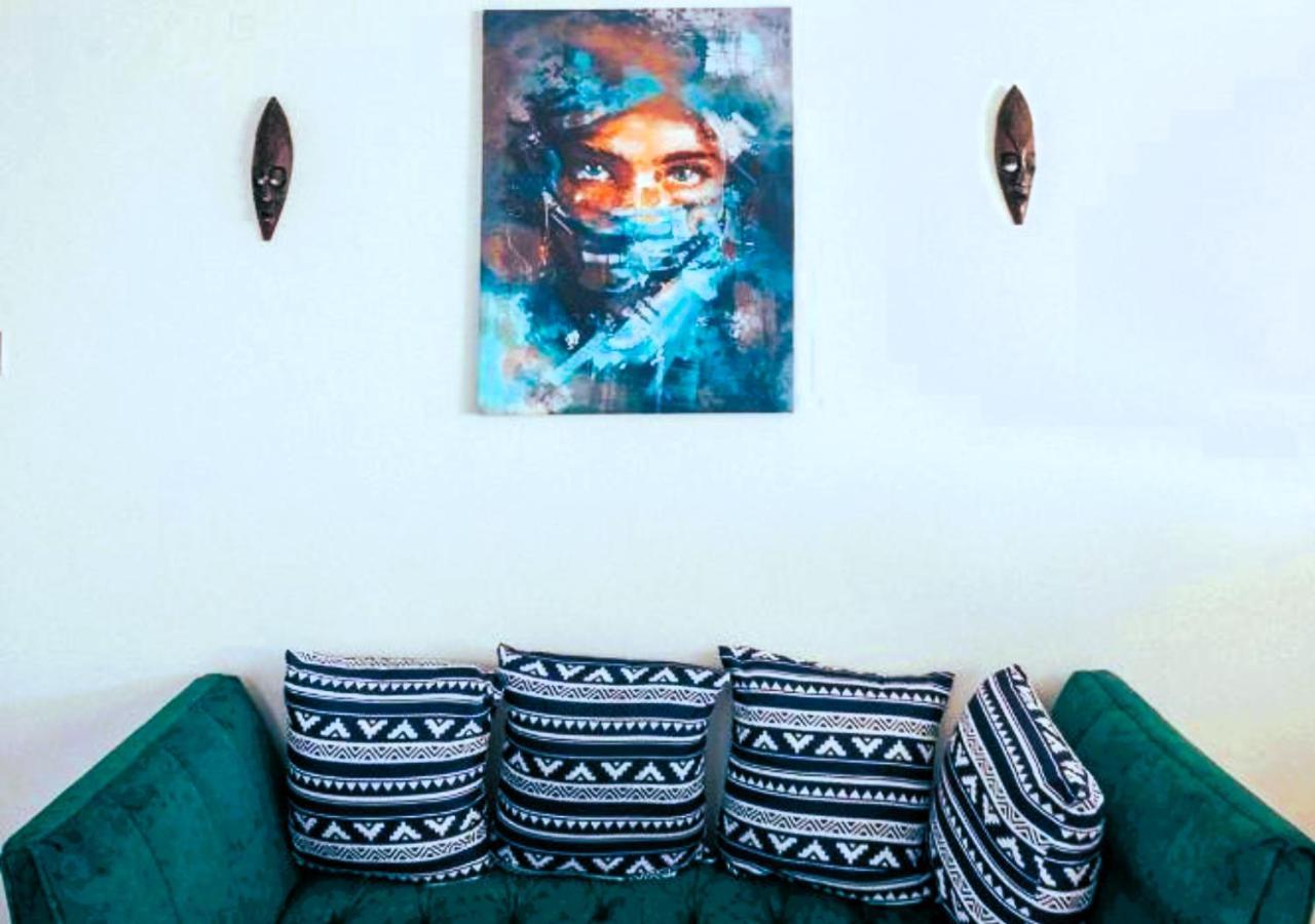 Art-Inspired 3Br Apartment Nairobi Exterior foto